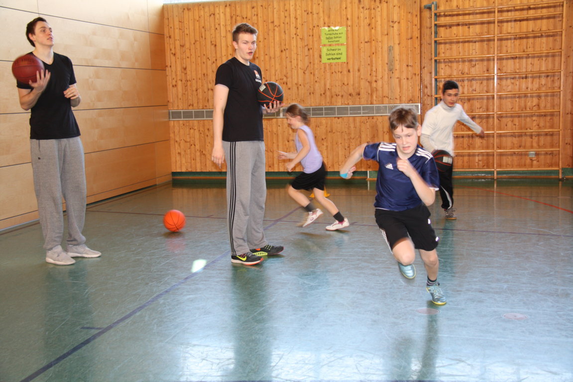 images/stories/2016-04- Basketball klein/IMG_9613 (FILEminimizer).JPG