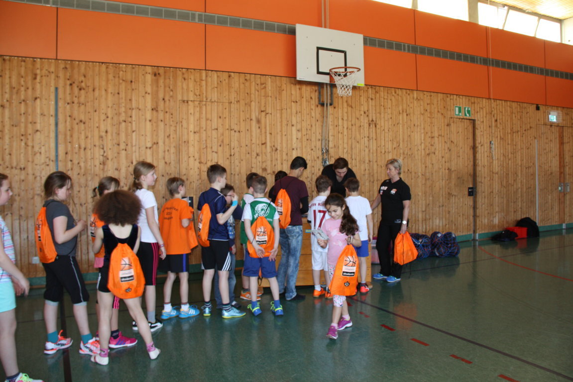 images/stories/2016-04- Basketball klein/IMG_9630 (FILEminimizer).JPG
